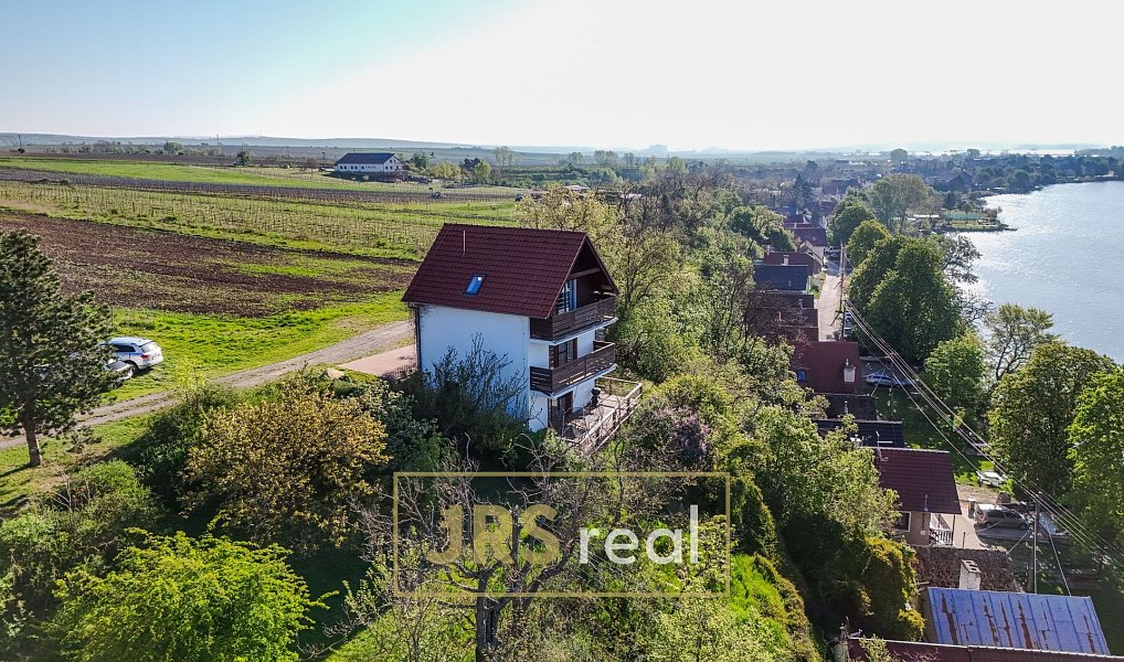 Prodej ubytovacího objektu 160 m², Strachotín – náhled fotky 32