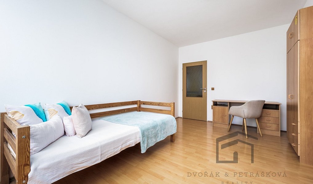 Pronájem bytu 3+kk 86 m², Praha – náhled fotky 17