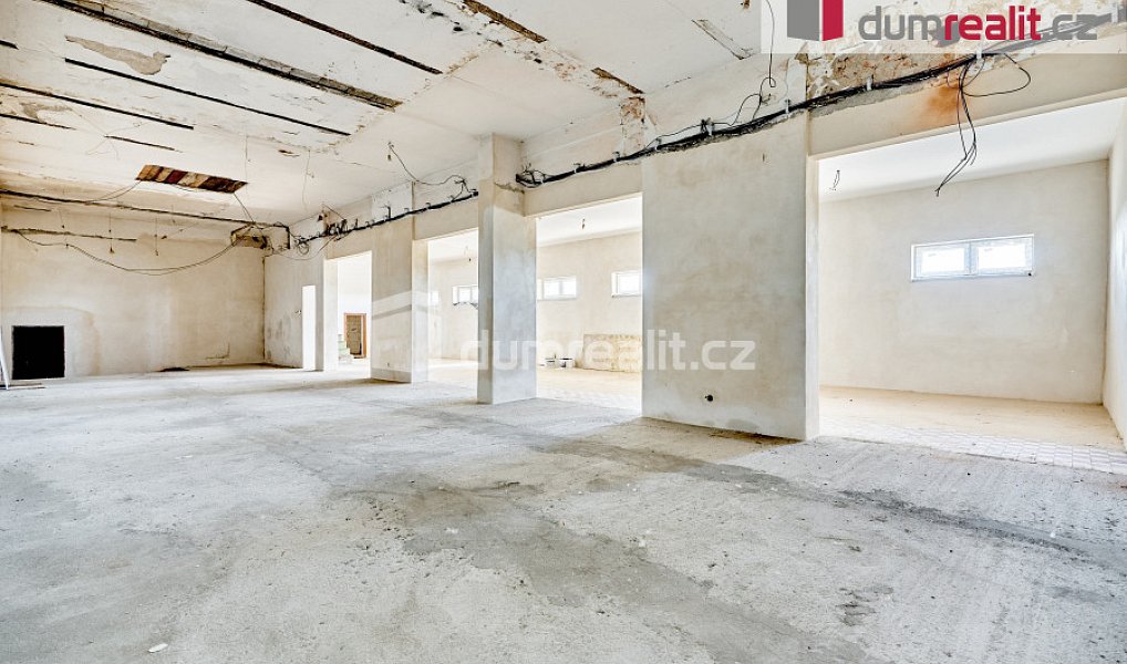Prodej výrobních prostor 2 500 m², Štědrá – náhled fotky 14
