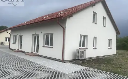 Prodej domu 128 m² s pozemkem 400 m², Spojovací, Postřižín, okres Mělník