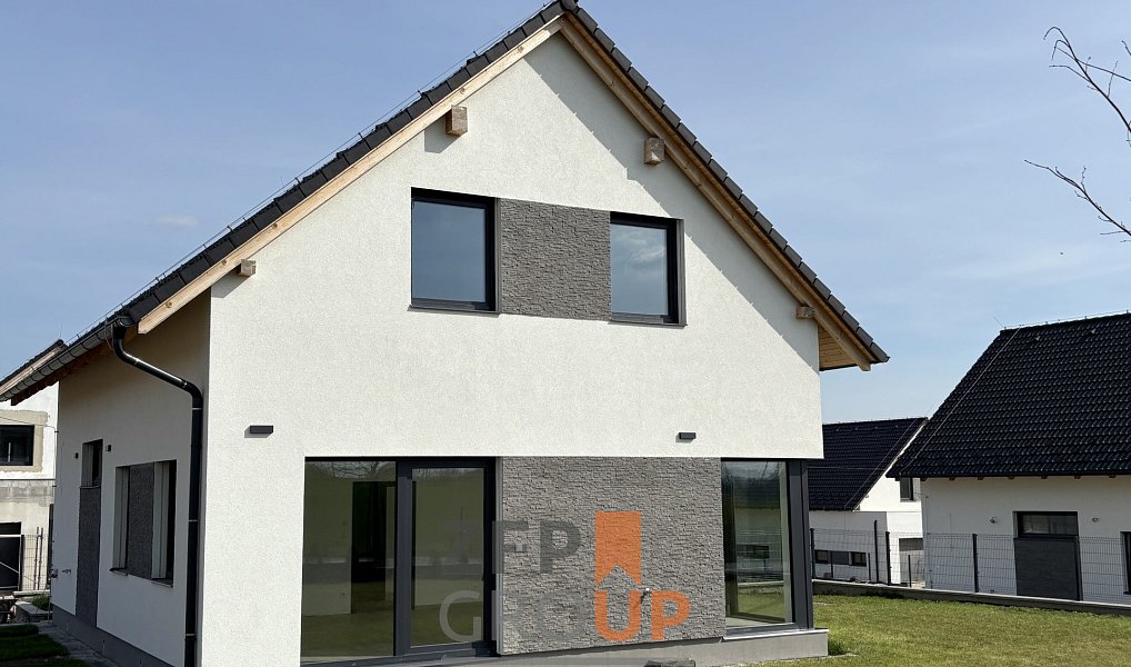 Prodej ubytovacího objektu 228 m², Dříteč – náhled fotky 27