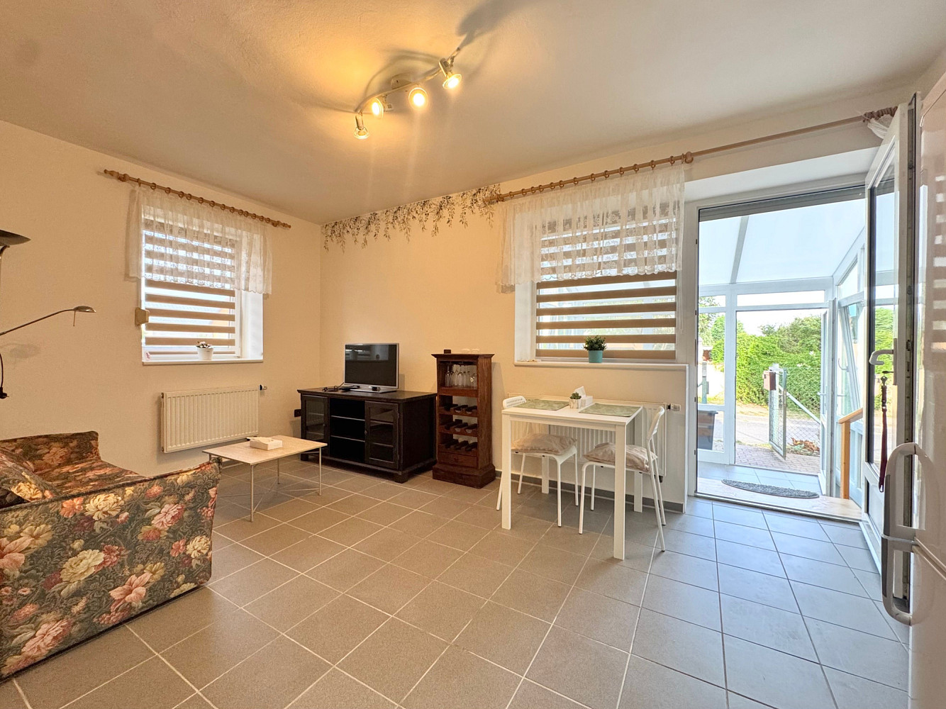 Pronájem bytu 3+kk 80 m² – fotografie 2