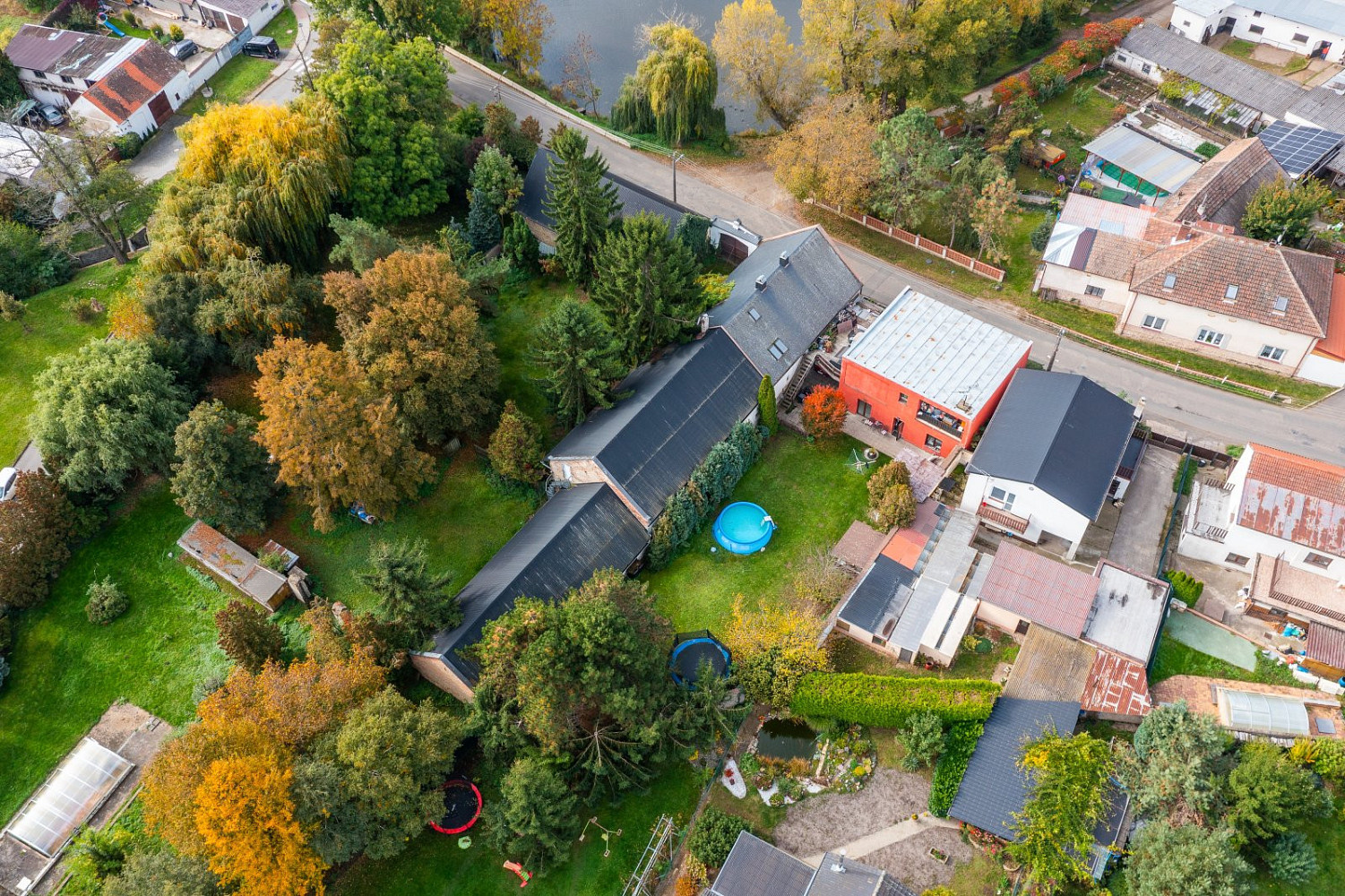 Prodej domu 200 m² s pozemkem 515 m² — photo 3