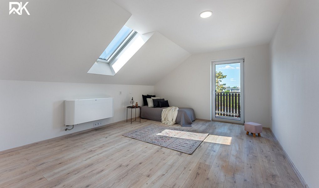 Prodej domu 162 m² s pozemkem 377 m², Kolín – náhled fotky 18