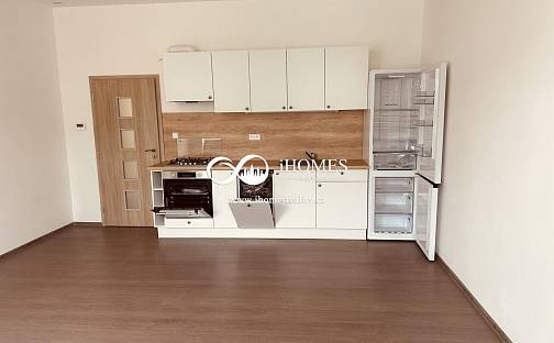 Pronájem bytu 2+kk 56 m², náměstí Svobody, Jihlava