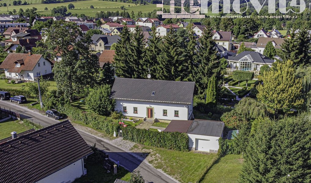 Prodej domu 140 m² s pozemkem 825 m², Mladé Buky – náhled fotky 2