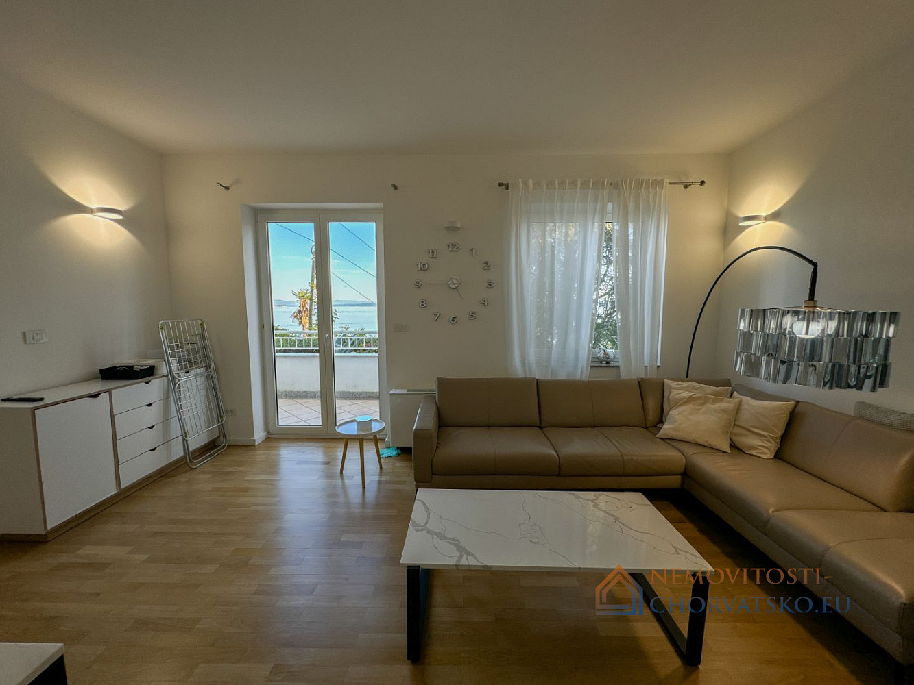 Pronájem bytu 2+kk 75 m² - Widok 6