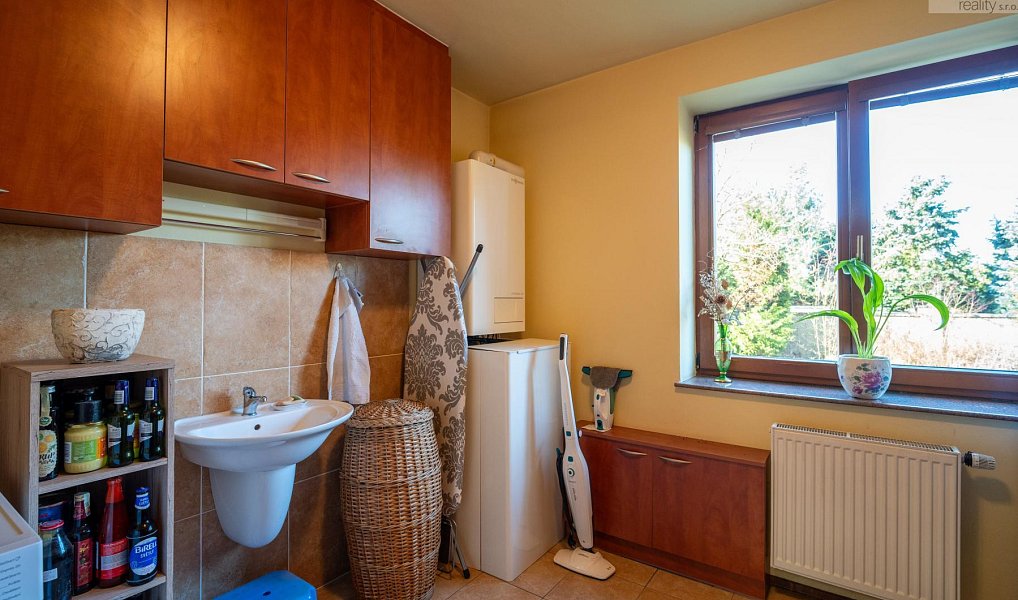 Prodej domu 372 m² s pozemkem 3 764 m², Lužice – náhled fotky 19