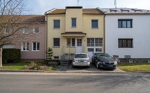 Prodej domu 237 m² s pozemkem 610 m², Kyselovská, Olomouc - Slavonín