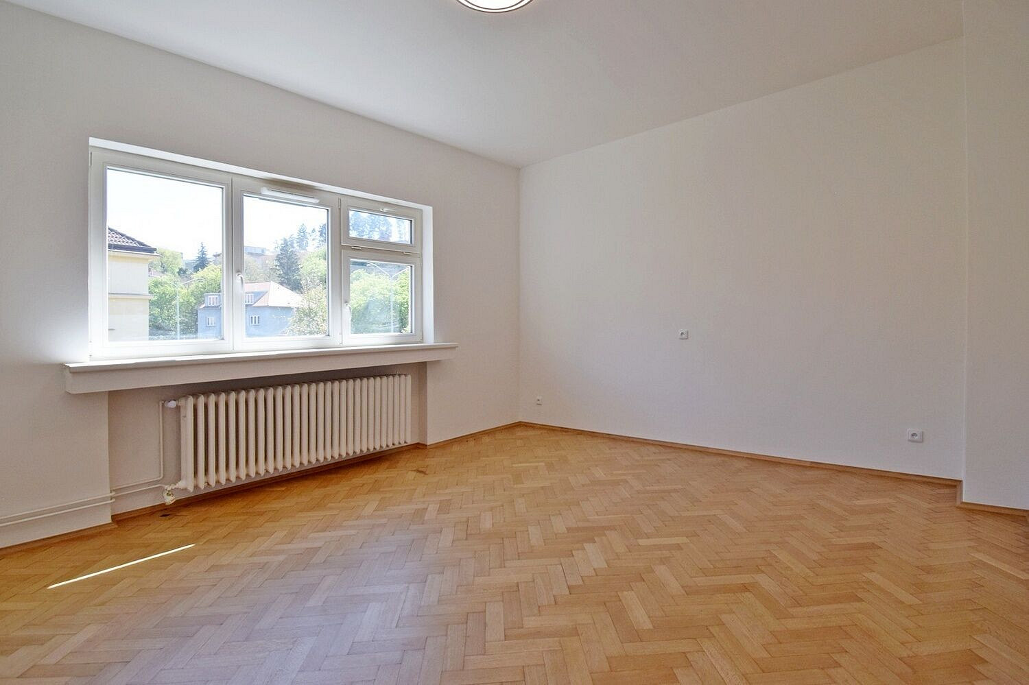 Pronájem bytu 3+1 115 m² — photo 4