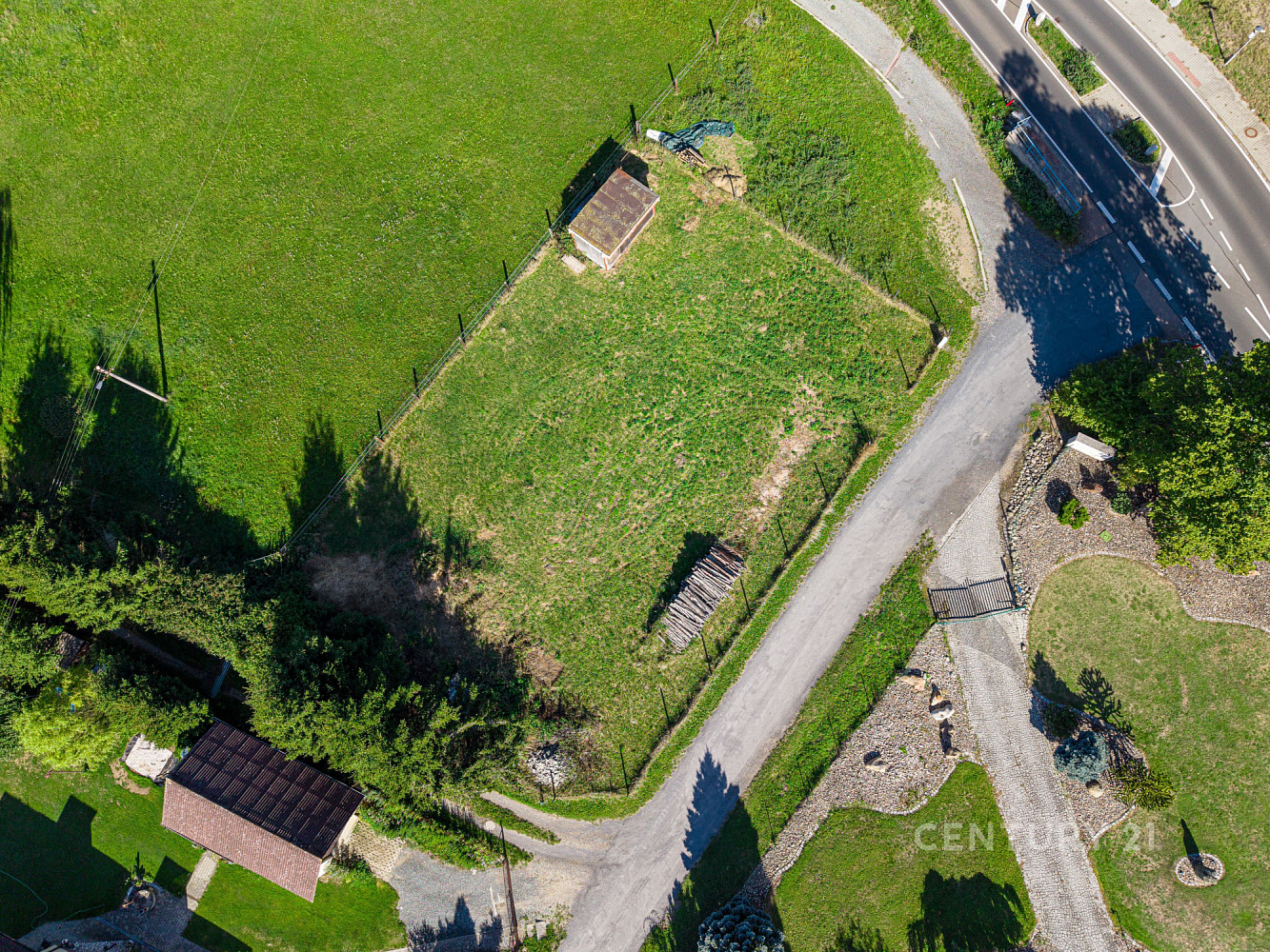 Prodej stavebního pozemku 982 m² – fotografie 4