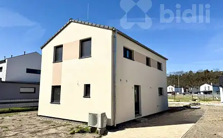Prodej domu 108 m² s pozemkem 493 m², Pardubice - Doubravice