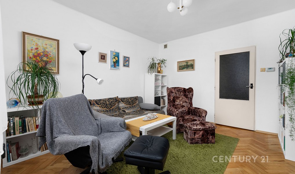 Prodej domu 165 m² s pozemkem 923 m², Uhřice – náhled fotky 9