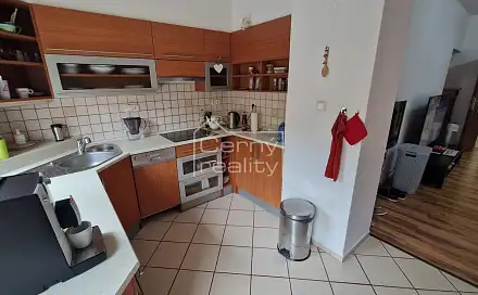 Pronájem bytu 2+kk 46 m², V Ráji, Pardubice - Zelené Předměstí