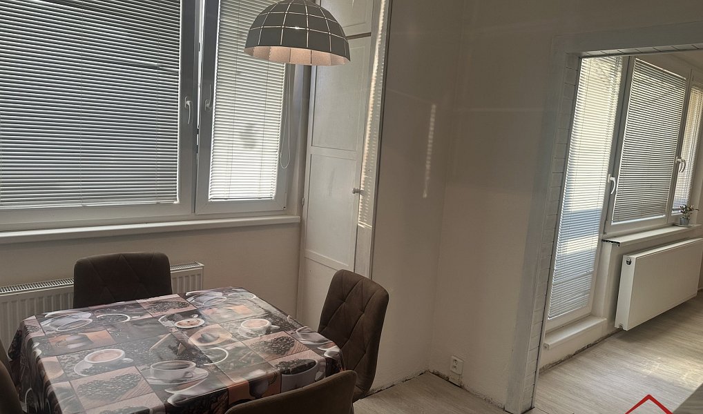 Pronájem bytu 3+1 69 m², Zlín – náhled fotky 4