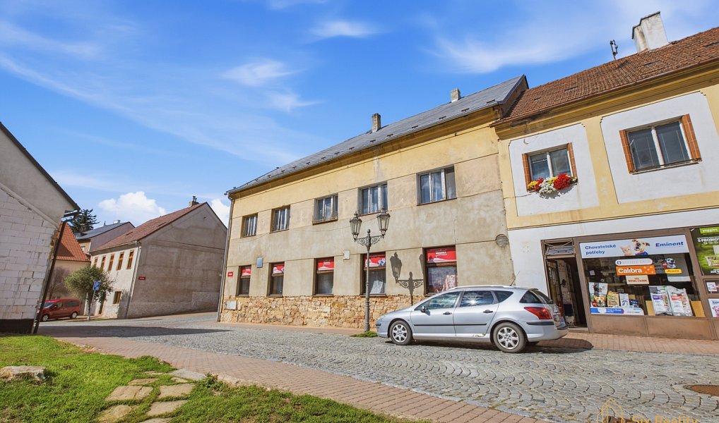 Prodej ubytovacího objektu 663 m², Rakovník – náhled fotky 3