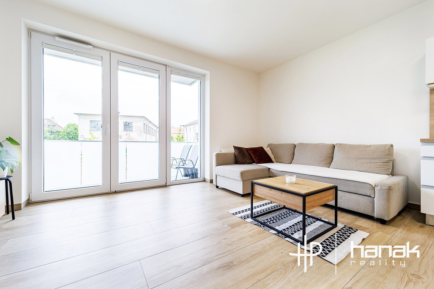 Pronájem bytu 2+kk 53 m² – fotografie 5