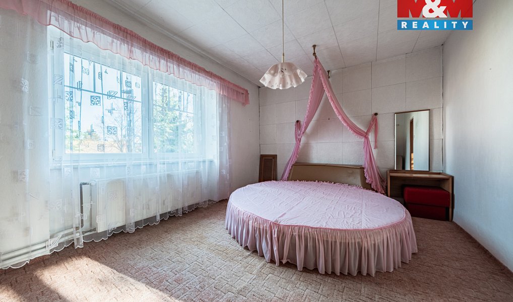 Prodej domu 365 m² s pozemkem 2 873 m², Račetice – náhled fotky 5
