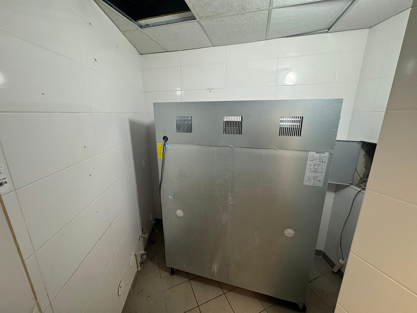 Pronájem obchodních prostor 28 m² — photo 5