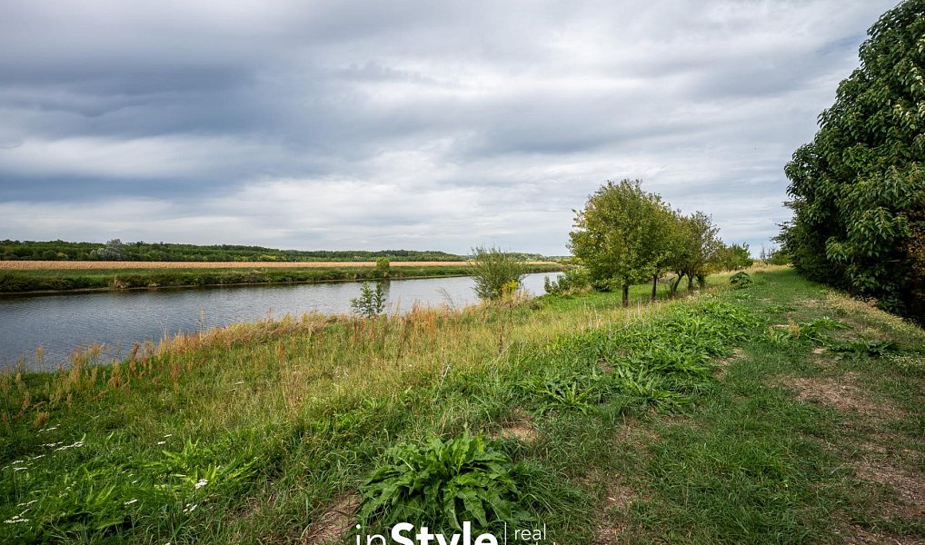 Prodej zahrady 1 689 m², Uherský Ostroh – náhled fotky 6