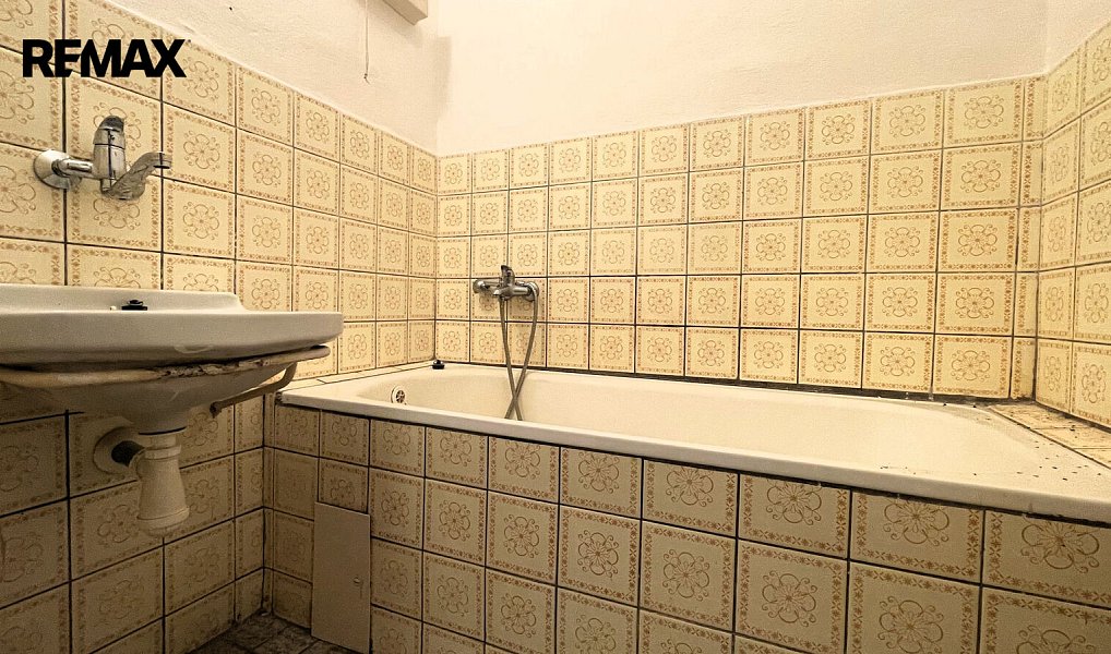 Prodej bytu 1+1 35 m², Roztoky – náhled fotky 15