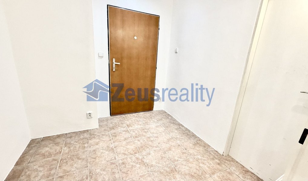 Pronájem kanceláře 48 m², Praha – náhled fotky 9