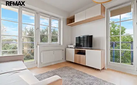 Pronájem bytu 3+kk 61 m²