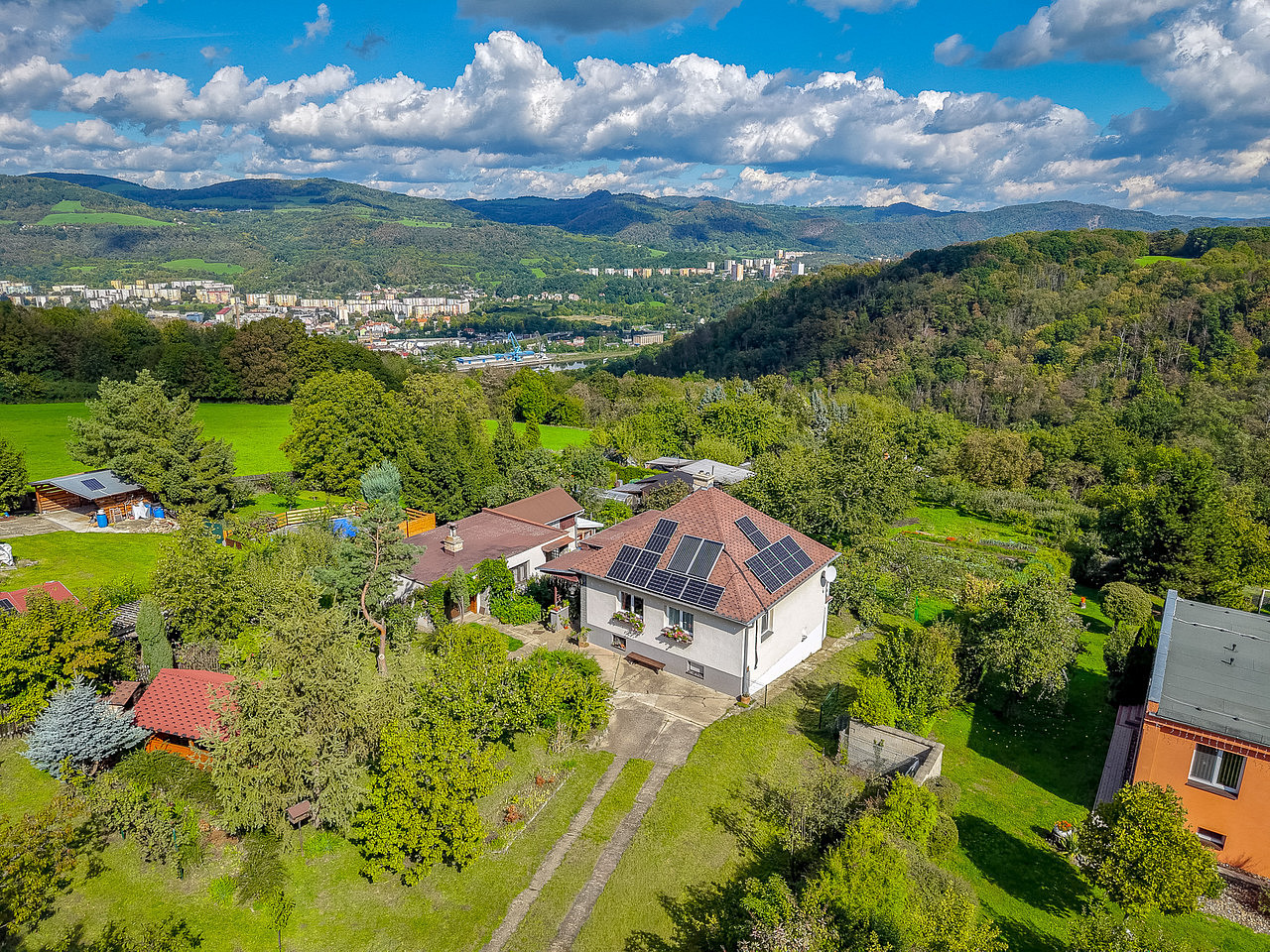 Prodej domu 150 m² s pozemkem 3 883 m²