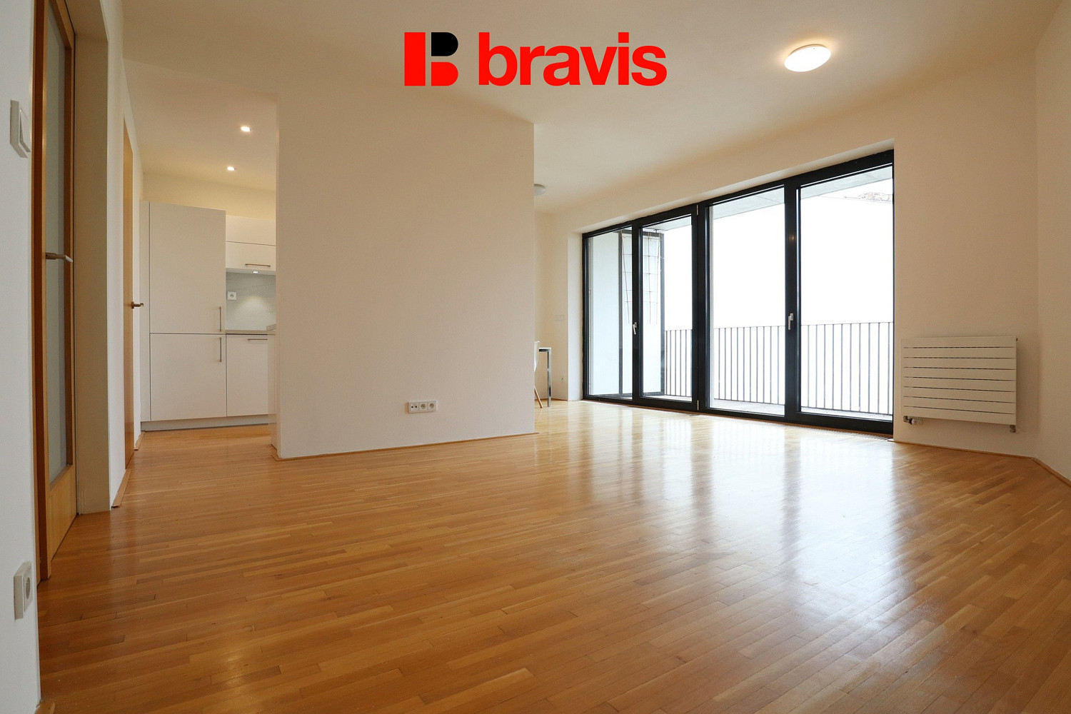 Pronájem bytu 3+kk 99 m² — photo 2