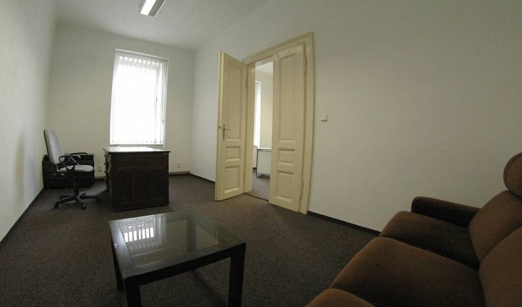 Pronájem kanceláře 42 m², Plzeň – náhled fotky 2