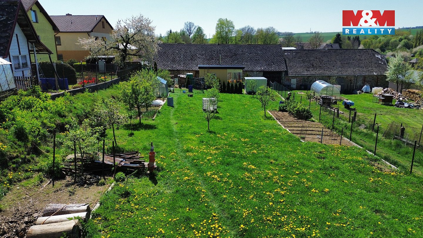 Prodej stavebního pozemku 1 496 m² – pohled 2