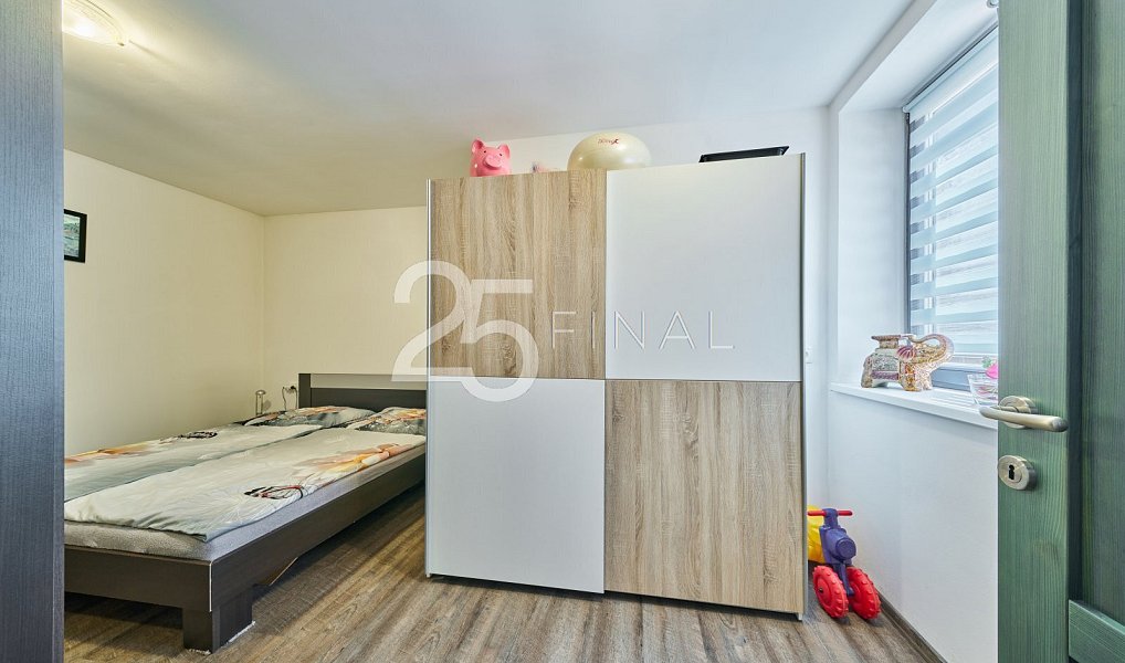 Prodej domu 140 m² s pozemkem 1 930 m², Úpice – náhled fotky 20
