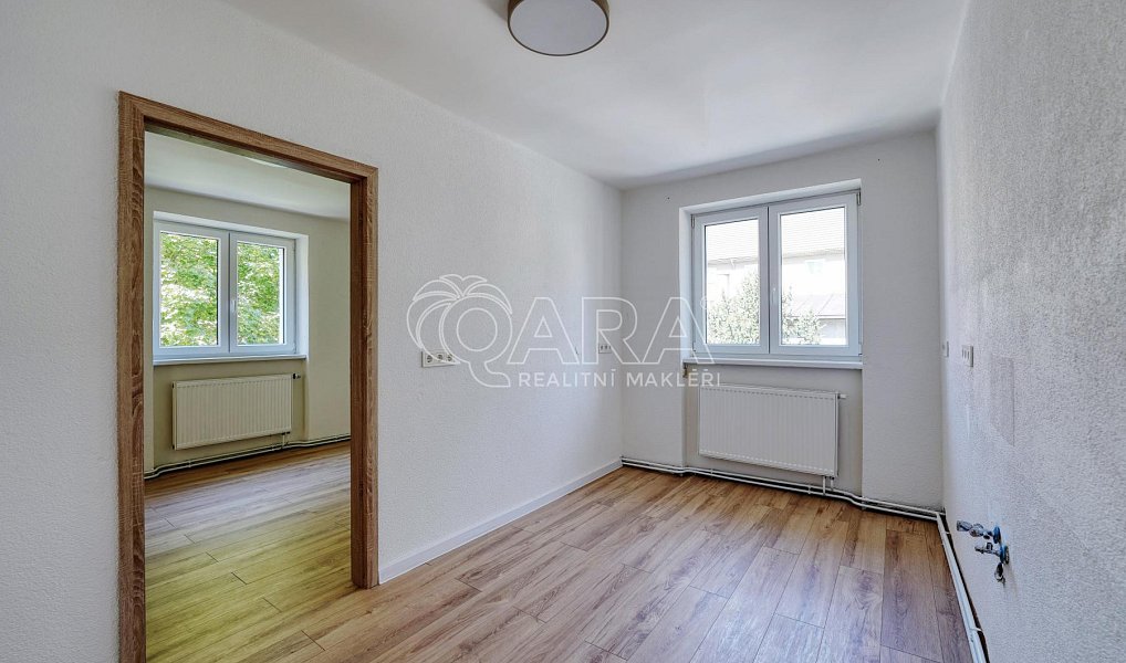 Prodej bytu 3+1 90 m², Vimperk – náhled fotky 17