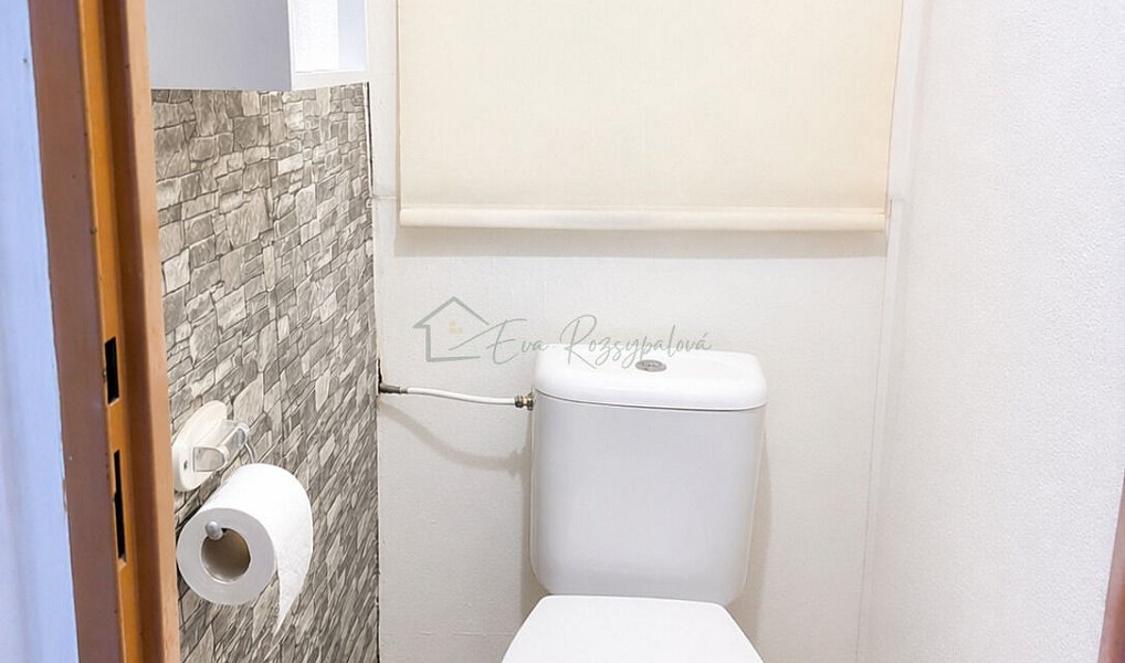Prodej bytu 3+1 60 m², Vsetín – náhled fotky 10