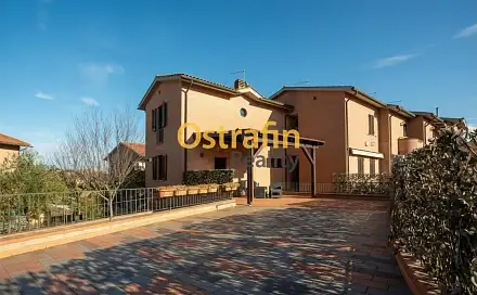 Prodej domu 130 m² s pozemkem 130 m², San Rocco a Pilli, Itálie