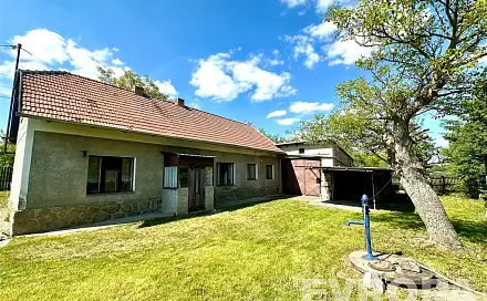 Prodej domu 163 m² s pozemkem 1 255 m², Buš, okres Praha-západ