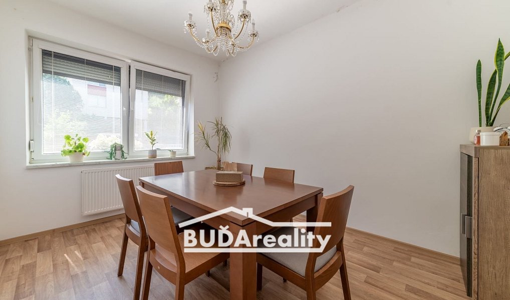 Prodej domu 249 m² s pozemkem 663 m², Zlín – náhled fotky 6