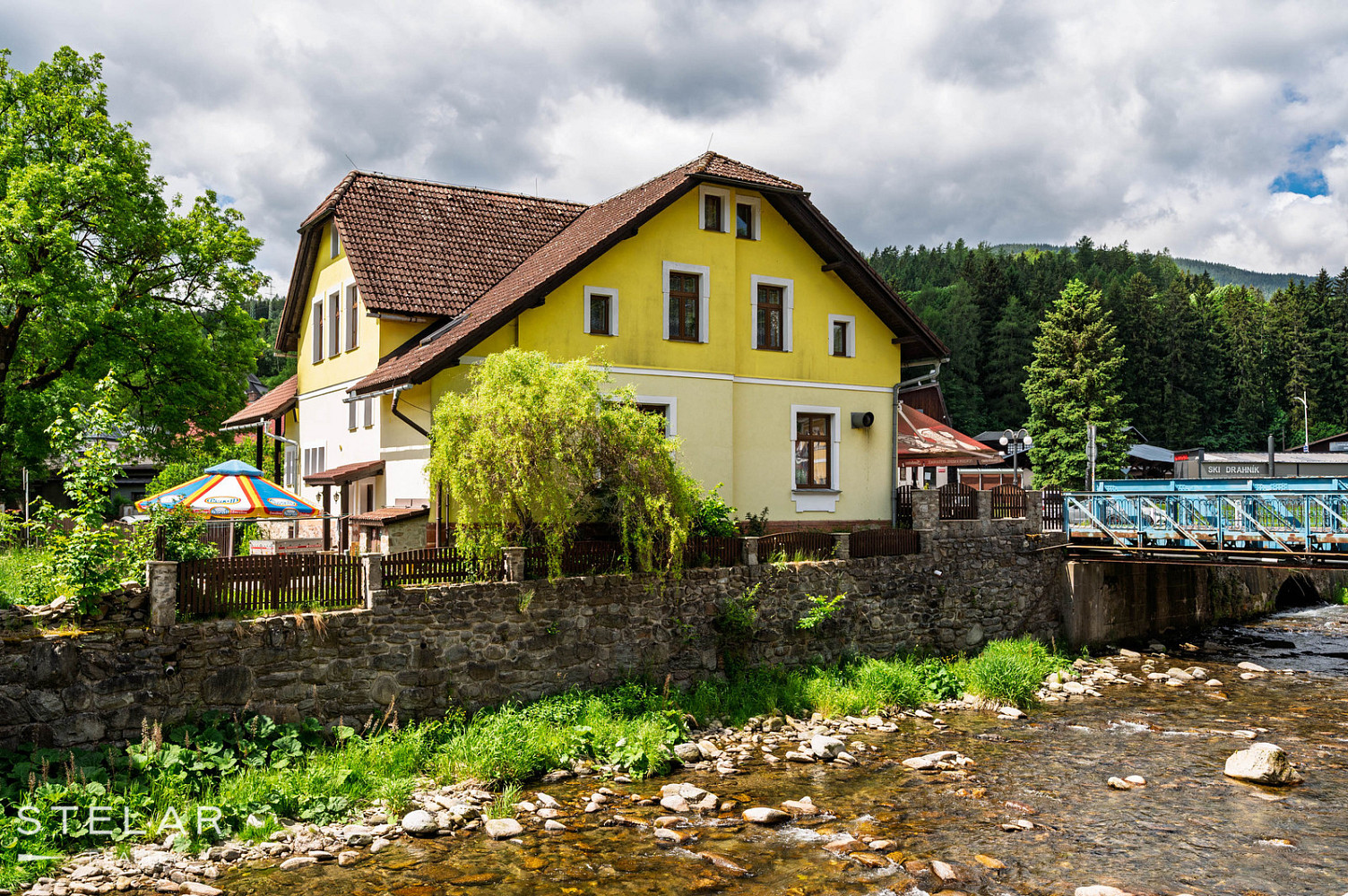 Prodej obchodních prostor 640 m² – fotografie 2