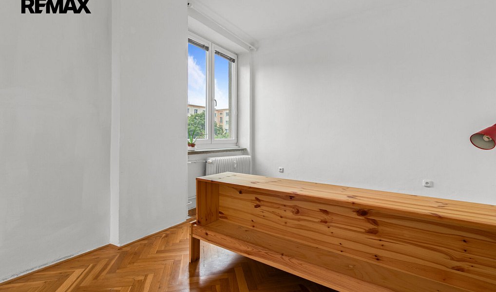 Prodej bytu 1+1 45 m², Praha – náhled fotky 4