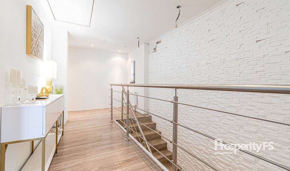 Prodej domu 290 m² s pozemkem 658 m², Kyselovice – náhled fotky 25