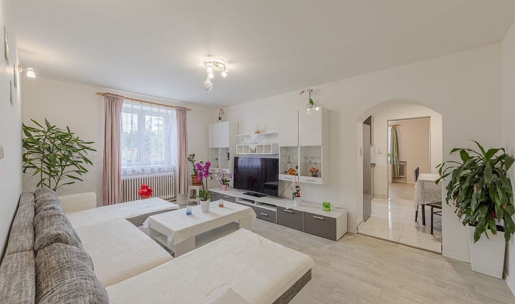 Prodej domu 200 m² s pozemkem 535 m², Tismice – náhled fotky 8