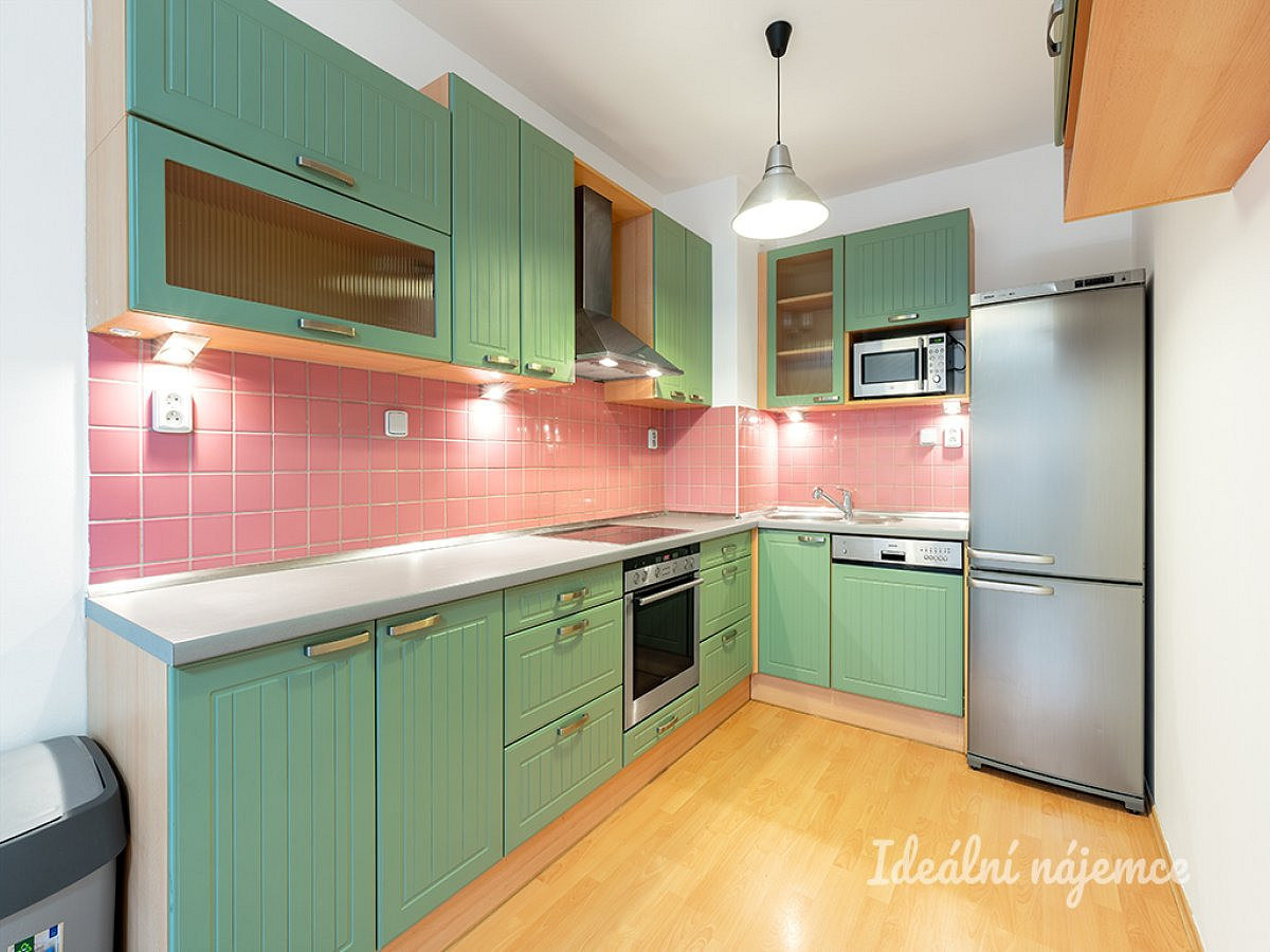 Pronájem bytu 2+kk 51 m² – fotografie 2