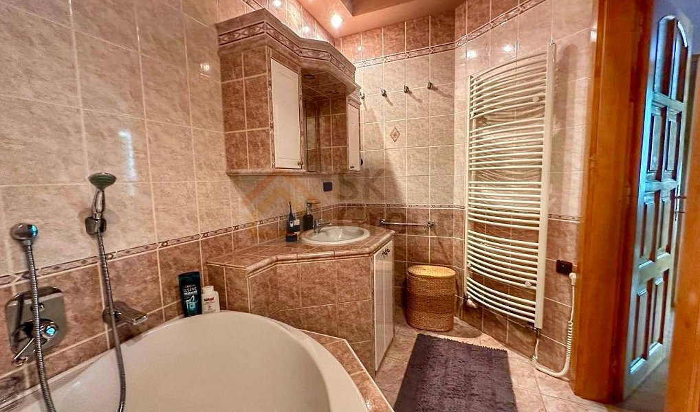 Pronájem bytu 3+1 90 m², Karlovy Vary – náhled fotky 6