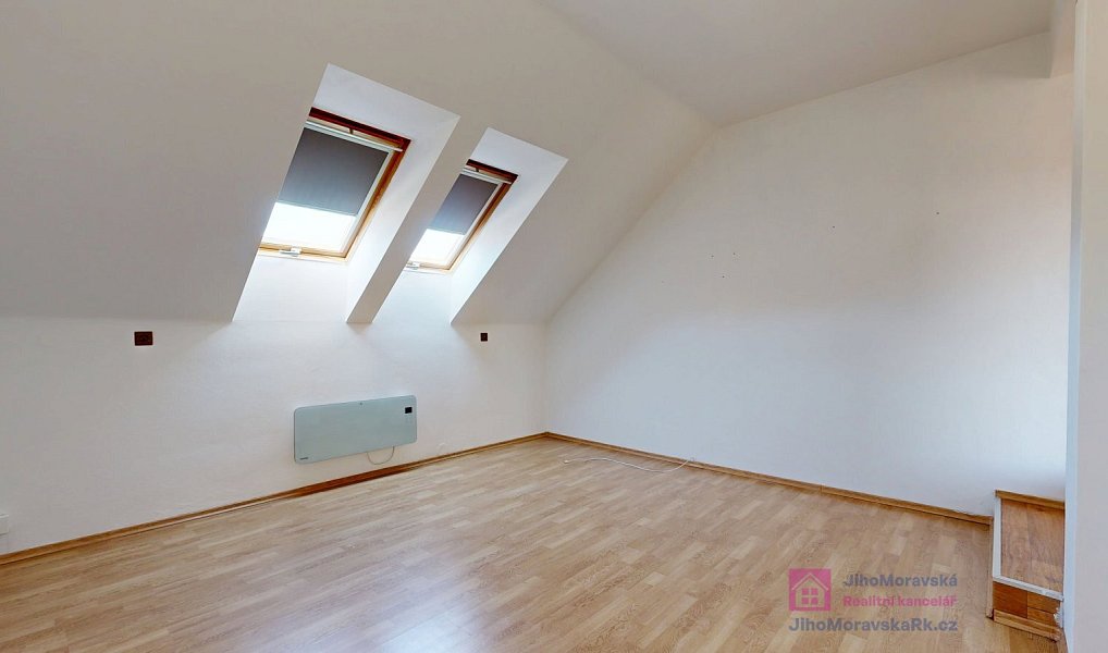 Prodej domu 188 m² s pozemkem 135 m², Hodonín – náhled fotky 15