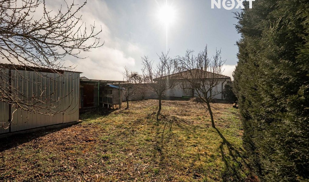 Prodej stavebního pozemku 1 494 m², Zálezlice – náhled fotky 2