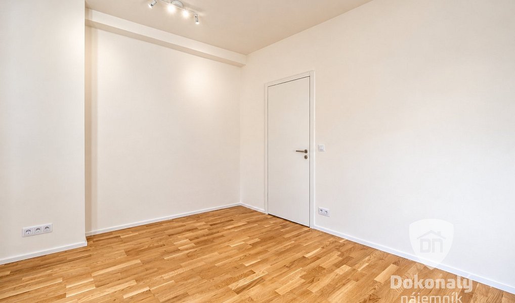Pronájem bytu 2+kk 57 m², Praha – náhled fotky 7