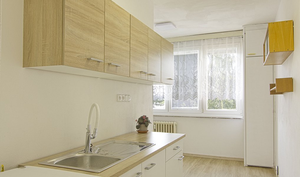 Pronájem bytu 2+1 64 m², Jindřichův Hradec – náhled fotky 8