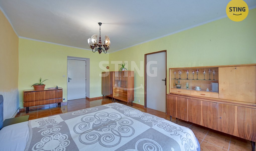 Prodej domu 201 m² s pozemkem 458 m², Janov – náhled fotky 3