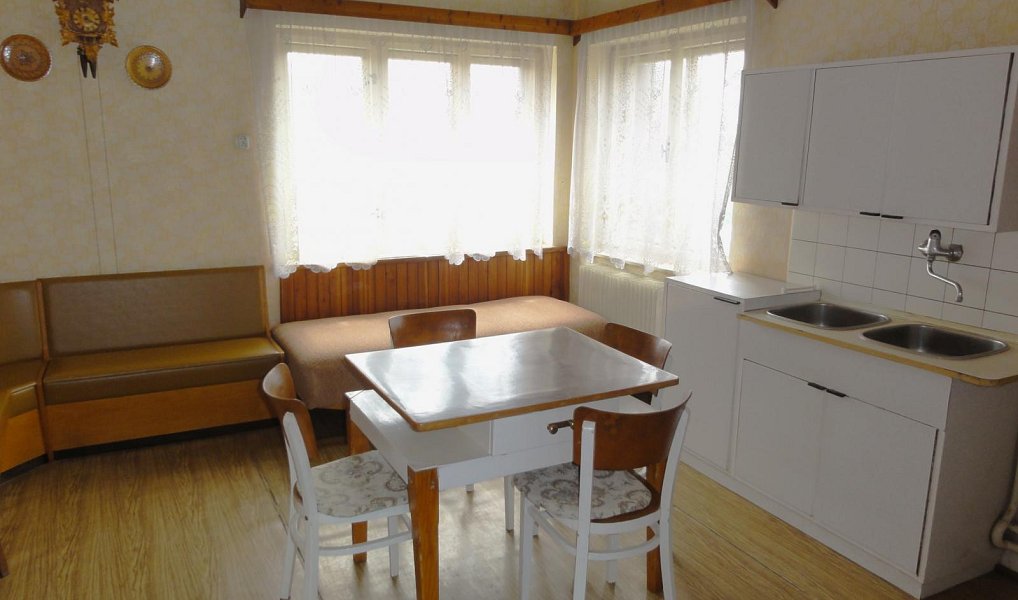 Prodej domu 202 m² s pozemkem 1 245 m², Hlinsko – náhled fotky 13