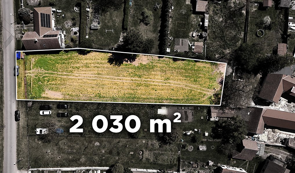 Prodej stavebního pozemku 2 030 m², Chleby – náhled fotky 2